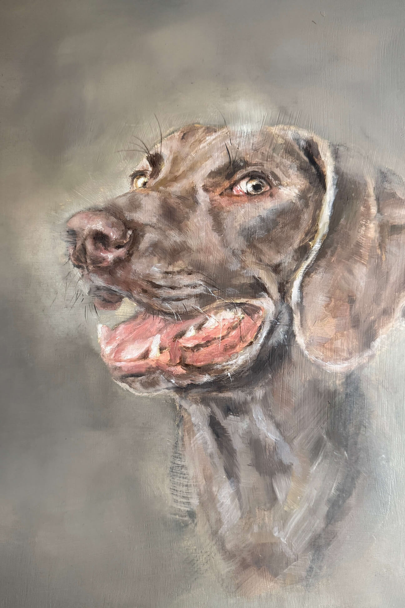 Handgemaltes Tierportrait Weimaraner in Öl auf Holzboard – Originalgemälde von Petra Wetzig, 2025